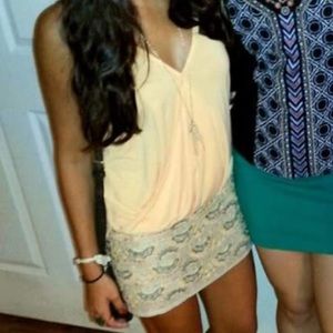Orange v cut top